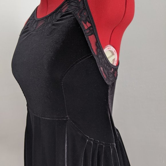 Velvet and Lace Black Nightshade Mini Dress SP - Picture 16 of 16